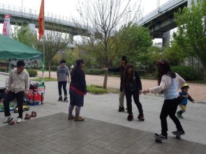 1913411_2067000995_23large